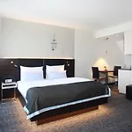 シラー 5 4* ミュンヘン