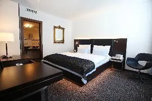 Schiller5 Hotel 4*