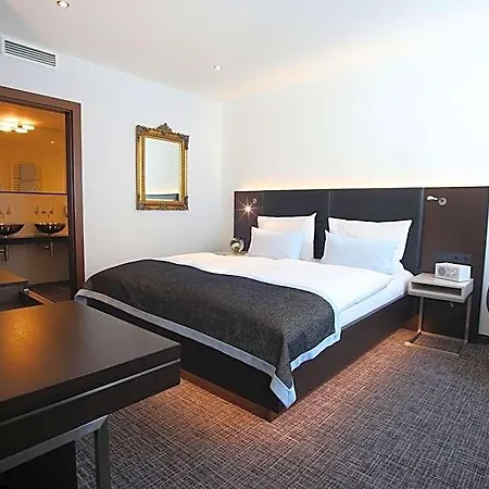 Schiller5 Hotel 4*