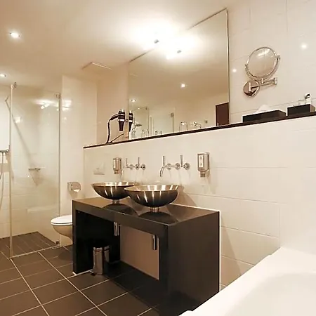Schiller5 Hotel