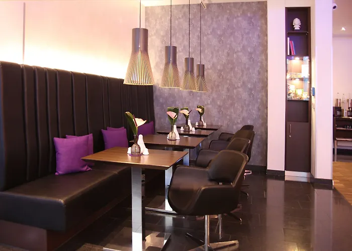 Schiller 5 4* Munich