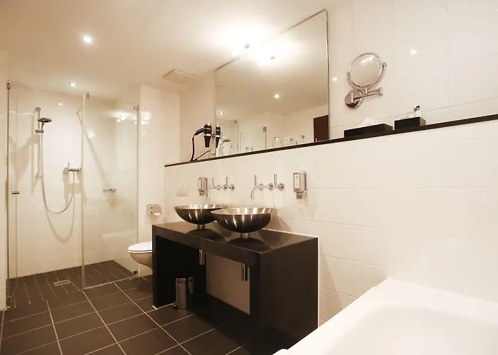Schiller 5 Hotel 4*