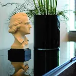 Schiller 5